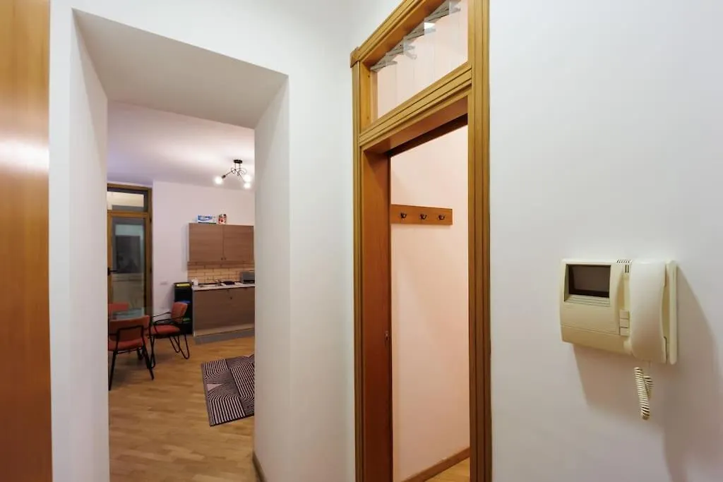 Dante Studio Apartment Super Central Naples Italy