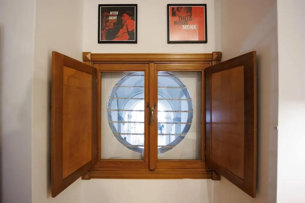 Dante Studio Apartment Super Central Naples
